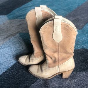 Leather Dingo cowboy boots, cream & tan, size 6.5